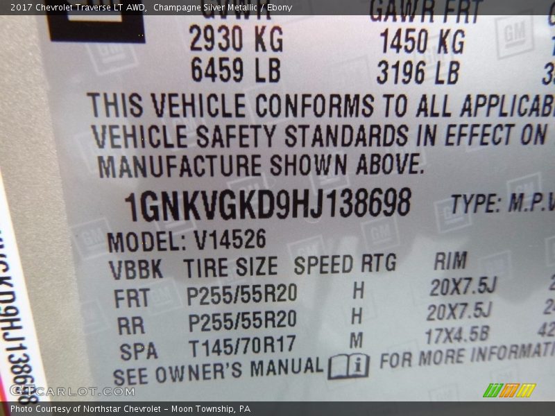 Champagne Silver Metallic / Ebony 2017 Chevrolet Traverse LT AWD