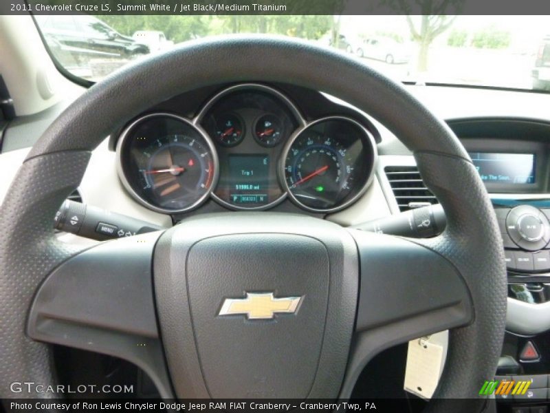 Summit White / Jet Black/Medium Titanium 2011 Chevrolet Cruze LS