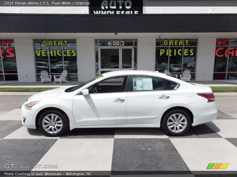 Pearl White / Charcoal 2015 Nissan Altima 2.5 S