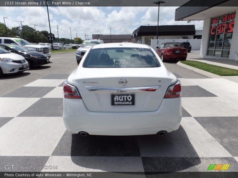 Pearl White / Charcoal 2015 Nissan Altima 2.5 S