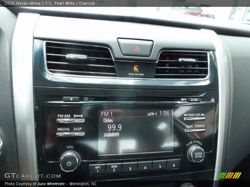 Pearl White / Charcoal 2015 Nissan Altima 2.5 S