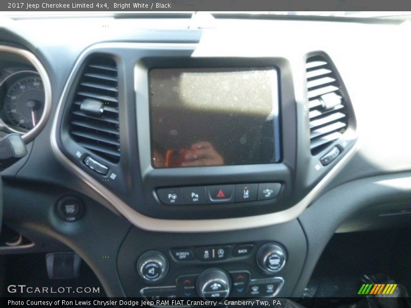 Bright White / Black 2017 Jeep Cherokee Limited 4x4