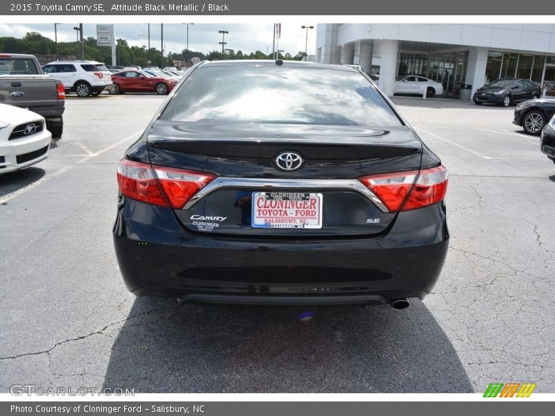 Attitude Black Metallic / Black 2015 Toyota Camry SE