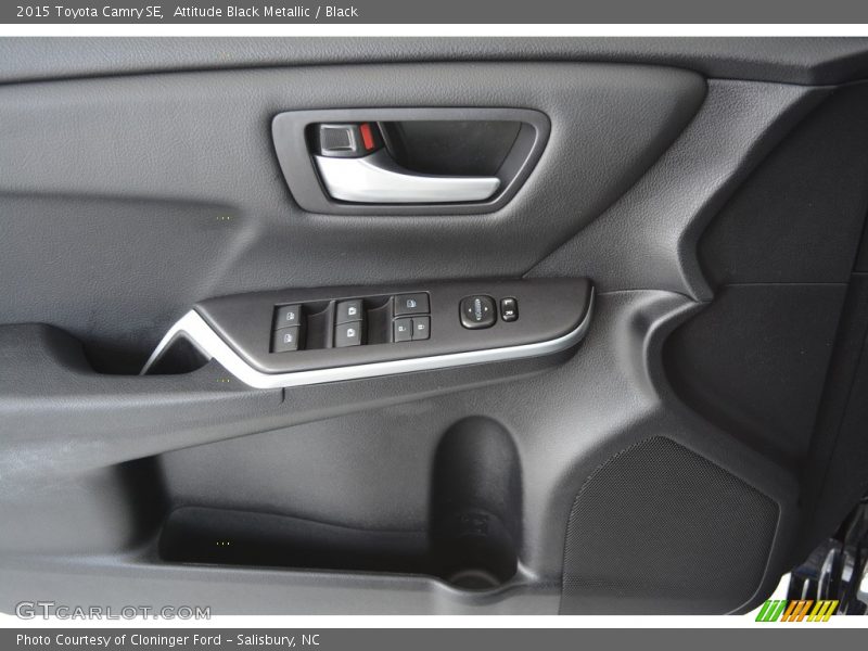 Attitude Black Metallic / Black 2015 Toyota Camry SE