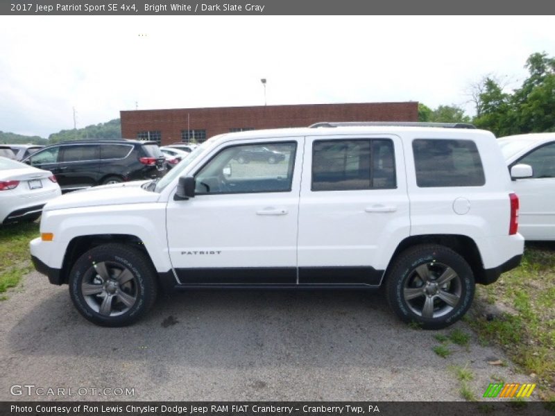 Bright White / Dark Slate Gray 2017 Jeep Patriot Sport SE 4x4