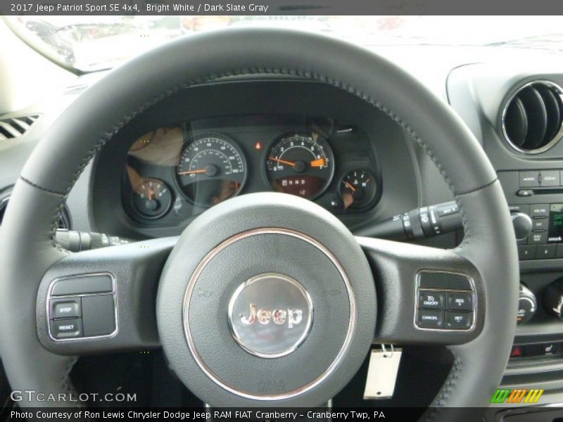 Bright White / Dark Slate Gray 2017 Jeep Patriot Sport SE 4x4