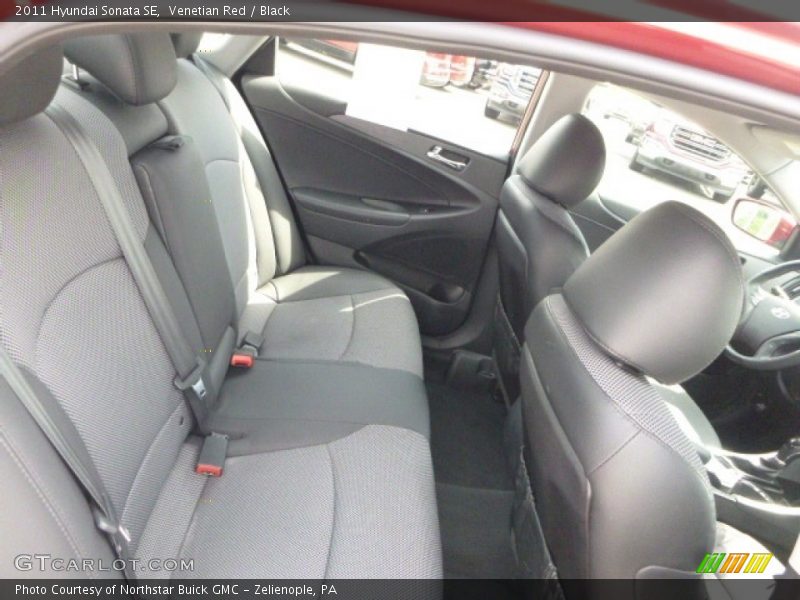 Venetian Red / Black 2011 Hyundai Sonata SE