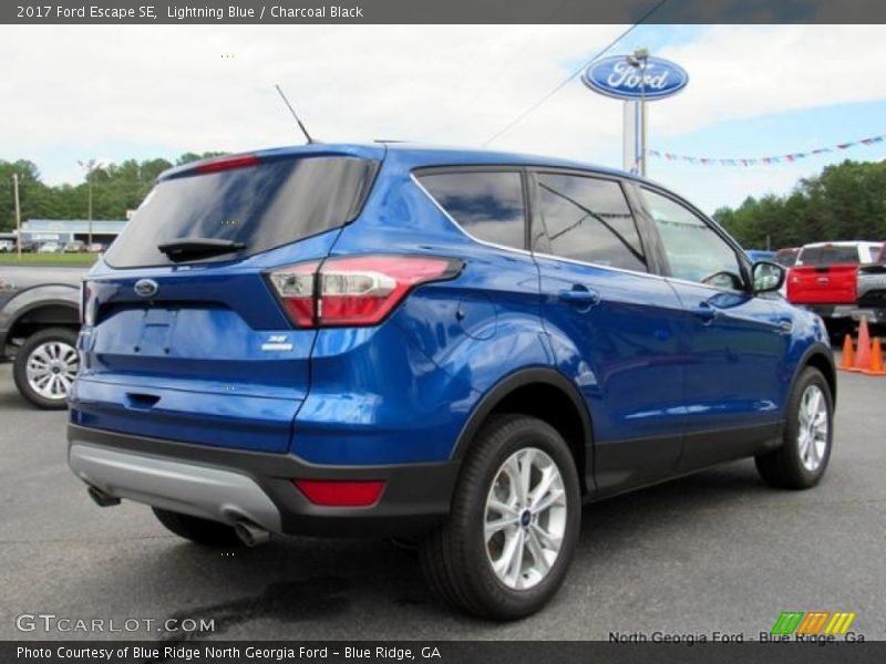 Lightning Blue / Charcoal Black 2017 Ford Escape SE