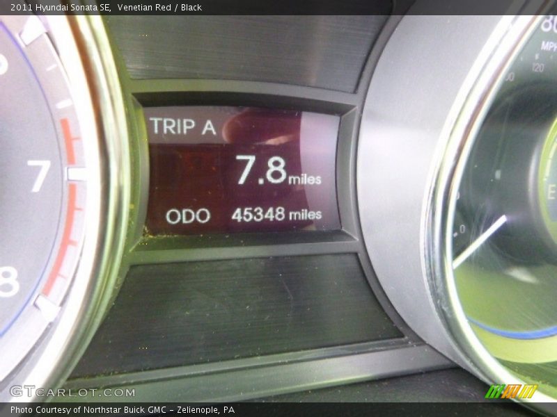 Venetian Red / Black 2011 Hyundai Sonata SE