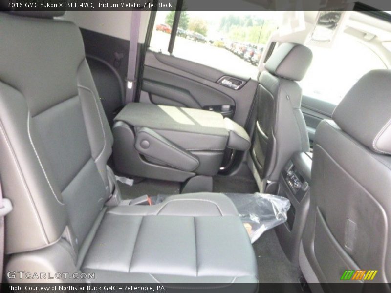 Iridium Metallic / Jet Black 2016 GMC Yukon XL SLT 4WD