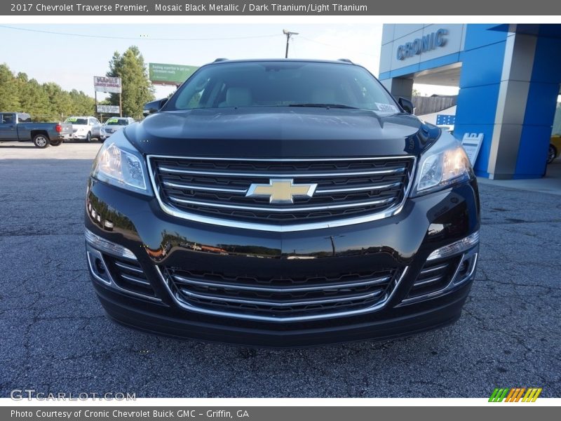 Mosaic Black Metallic / Dark Titanium/Light Titanium 2017 Chevrolet Traverse Premier
