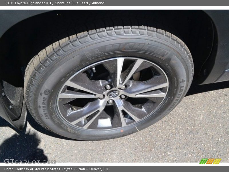 Shoreline Blue Pearl / Almond 2016 Toyota Highlander XLE