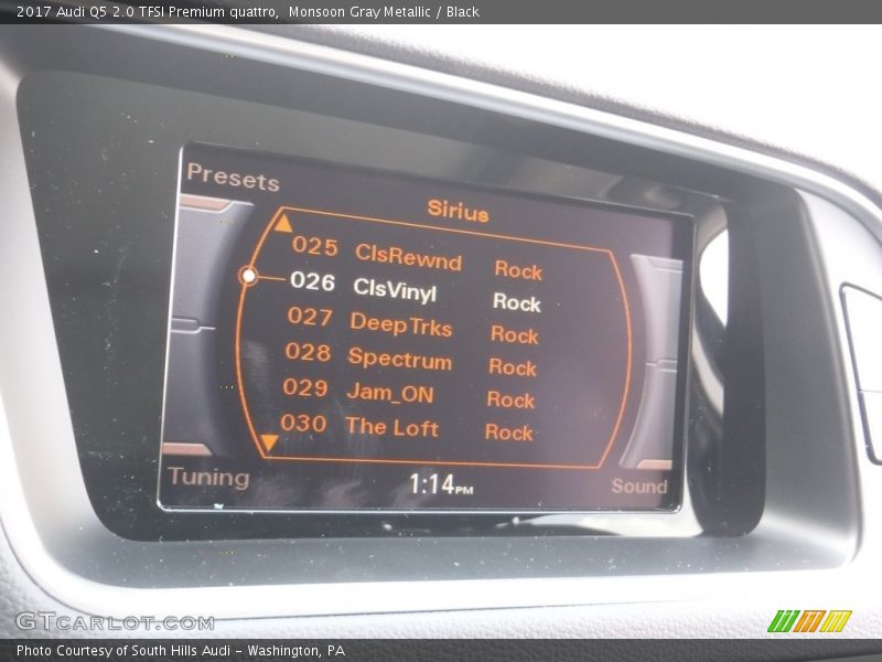Monsoon Gray Metallic / Black 2017 Audi Q5 2.0 TFSI Premium quattro