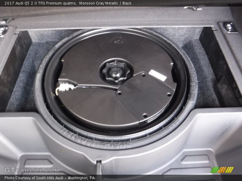 Monsoon Gray Metallic / Black 2017 Audi Q5 2.0 TFSI Premium quattro