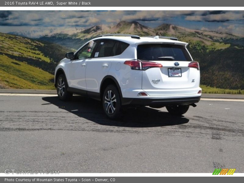 Super White / Black 2016 Toyota RAV4 LE AWD