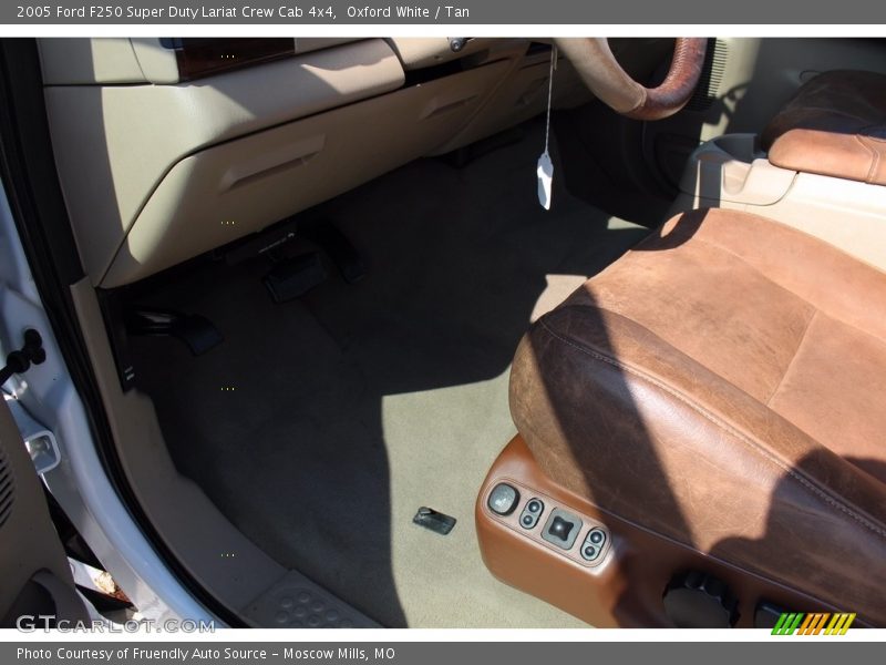 Oxford White / Tan 2005 Ford F250 Super Duty Lariat Crew Cab 4x4