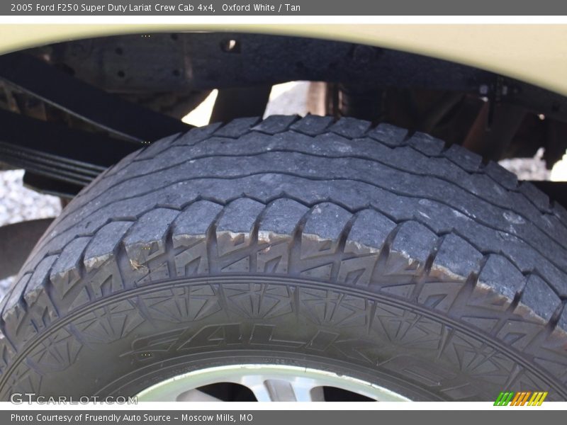 Oxford White / Tan 2005 Ford F250 Super Duty Lariat Crew Cab 4x4