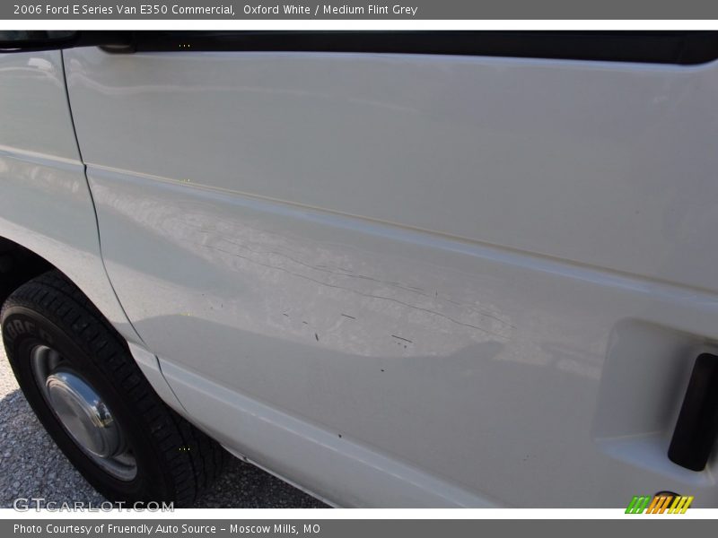 Oxford White / Medium Flint Grey 2006 Ford E Series Van E350 Commercial