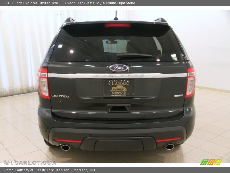 Tuxedo Black Metallic / Medium Light Stone 2013 Ford Explorer Limited 4WD