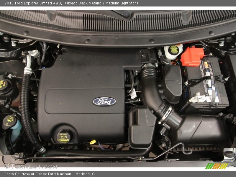 Tuxedo Black Metallic / Medium Light Stone 2013 Ford Explorer Limited 4WD