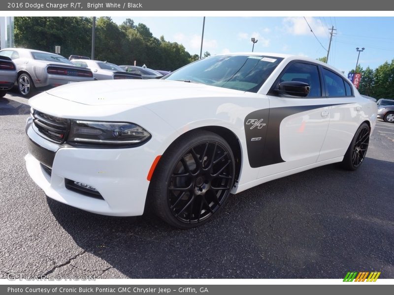 Front 3/4 View of 2016 Charger R/T