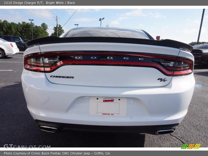 Bright White / Black 2016 Dodge Charger R/T
