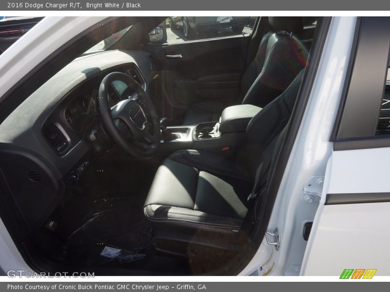 Bright White / Black 2016 Dodge Charger R/T