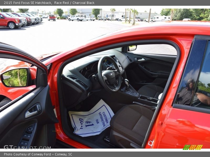 Race Red / Charcoal Black 2015 Ford Focus SE Hatchback