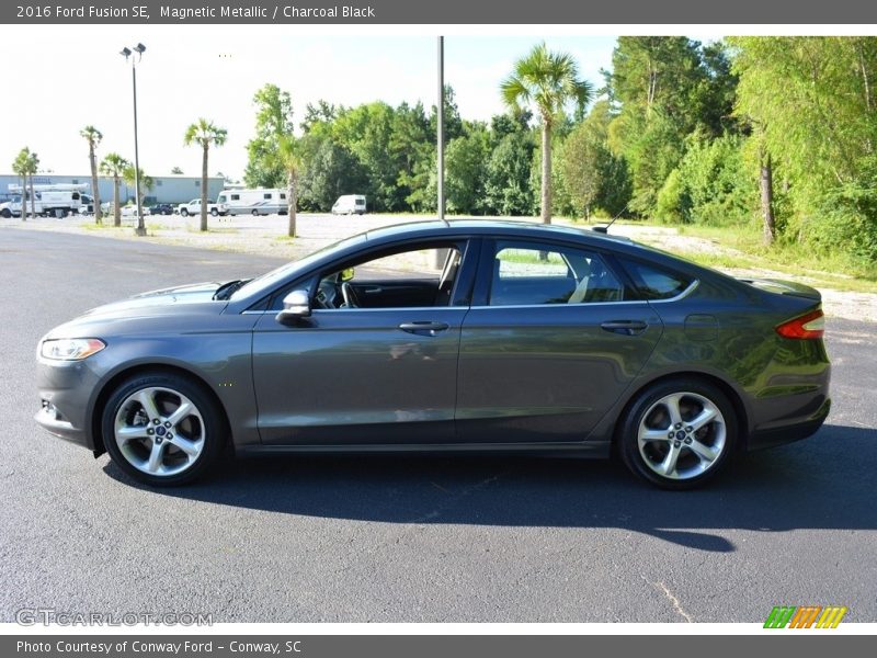 Magnetic Metallic / Charcoal Black 2016 Ford Fusion SE