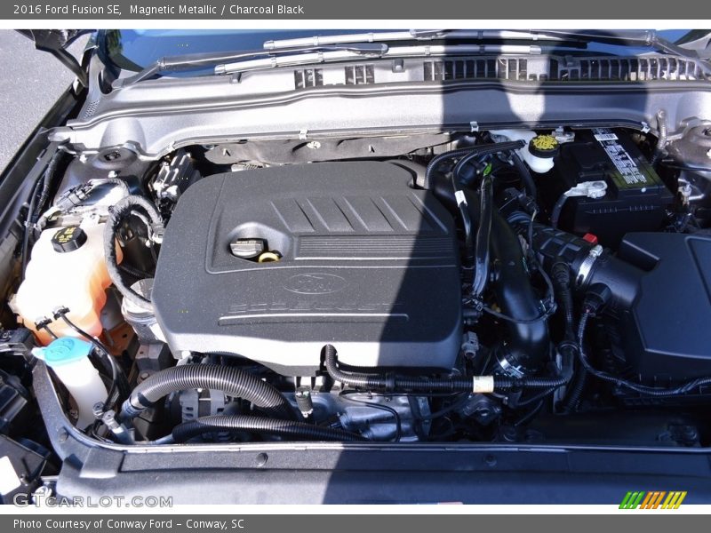 Magnetic Metallic / Charcoal Black 2016 Ford Fusion SE