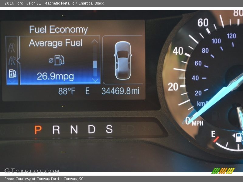 Magnetic Metallic / Charcoal Black 2016 Ford Fusion SE