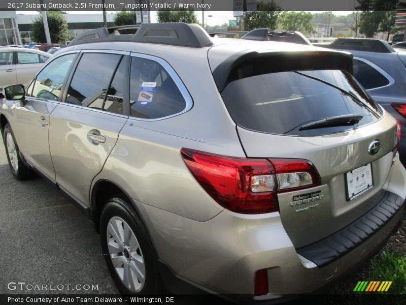Tungsten Metallic / Warm Ivory 2017 Subaru Outback 2.5i Premium