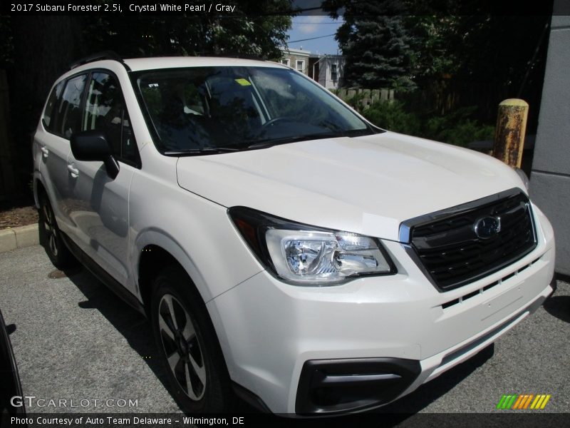Crystal White Pearl / Gray 2017 Subaru Forester 2.5i