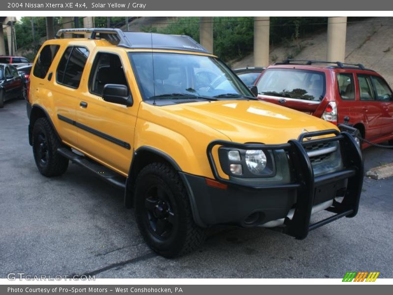 Solar Yellow / Gray 2004 Nissan Xterra XE 4x4