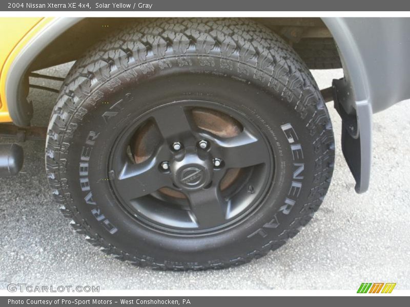 Solar Yellow / Gray 2004 Nissan Xterra XE 4x4