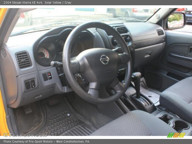 Solar Yellow / Gray 2004 Nissan Xterra XE 4x4