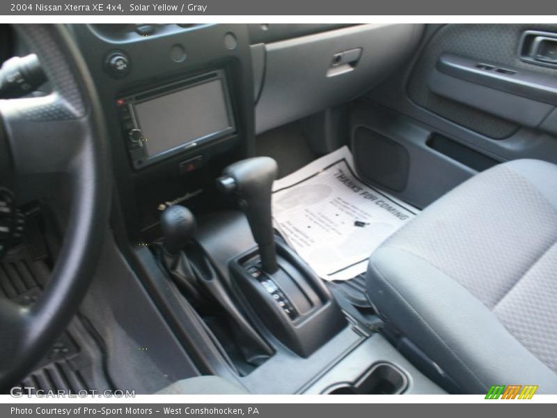 Solar Yellow / Gray 2004 Nissan Xterra XE 4x4