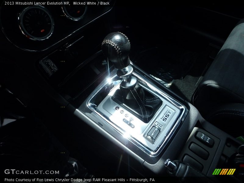 Wicked White / Black 2013 Mitsubishi Lancer Evolution MR