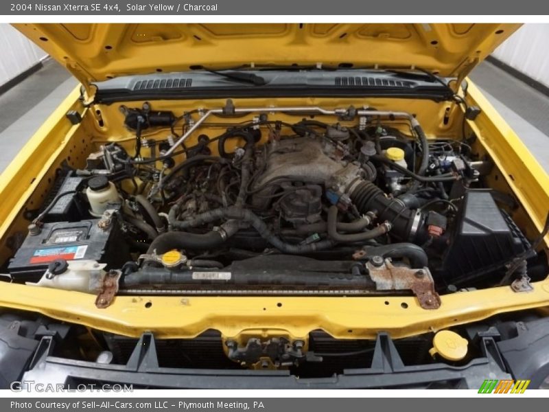 Solar Yellow / Charcoal 2004 Nissan Xterra SE 4x4