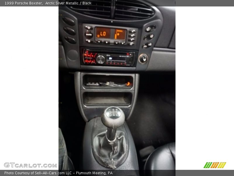 Arctic Silver Metallic / Black 1999 Porsche Boxster