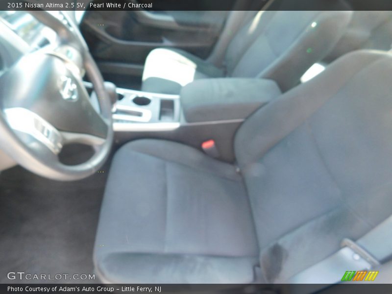 Pearl White / Charcoal 2015 Nissan Altima 2.5 SV