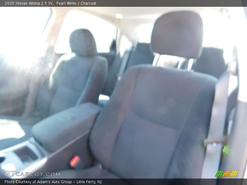Pearl White / Charcoal 2015 Nissan Altima 2.5 SV