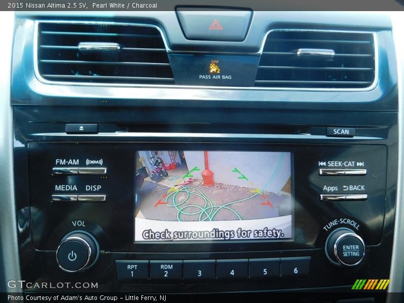 Pearl White / Charcoal 2015 Nissan Altima 2.5 SV