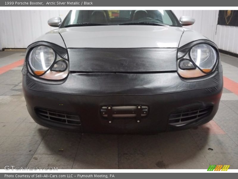 Arctic Silver Metallic / Black 1999 Porsche Boxster