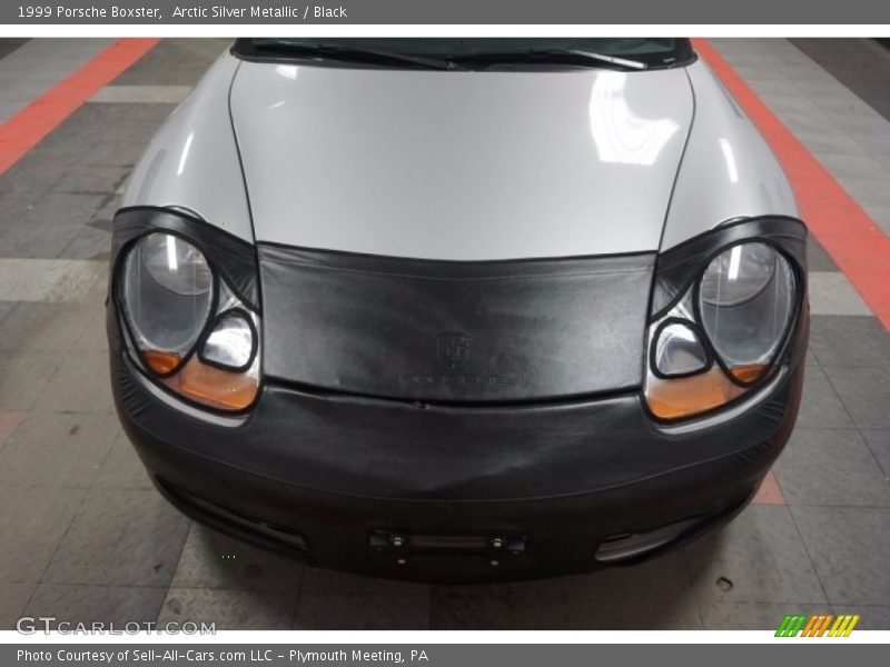 Arctic Silver Metallic / Black 1999 Porsche Boxster