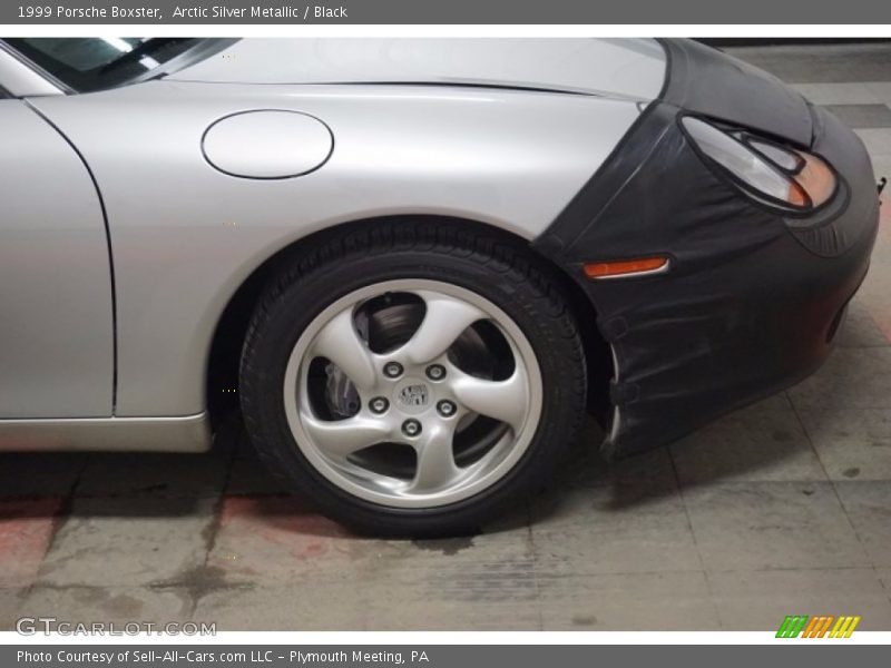 Arctic Silver Metallic / Black 1999 Porsche Boxster