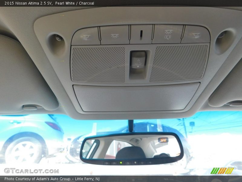 Pearl White / Charcoal 2015 Nissan Altima 2.5 SV