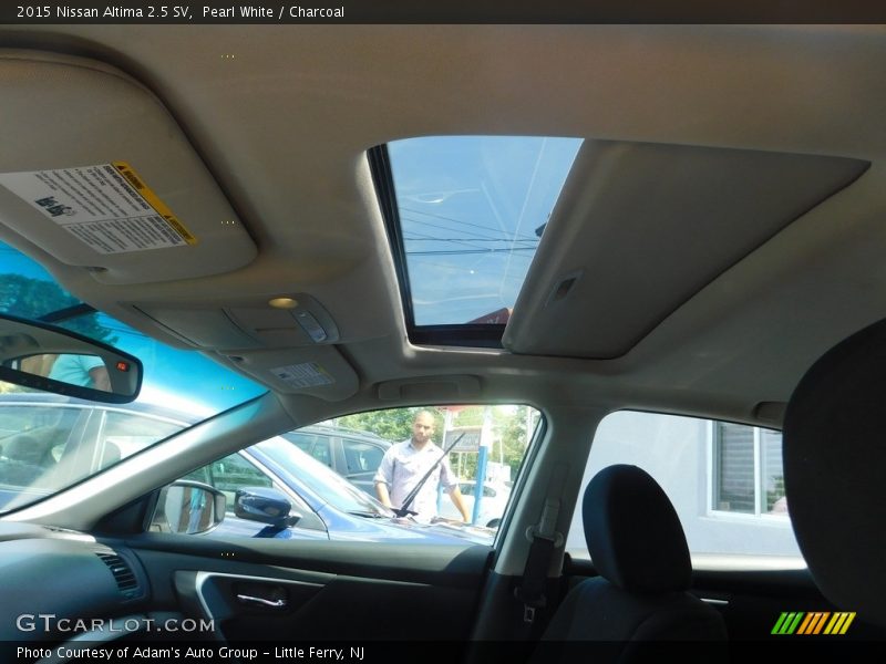 Pearl White / Charcoal 2015 Nissan Altima 2.5 SV