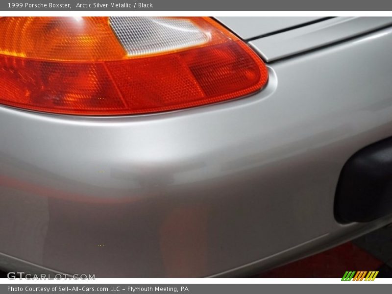 Arctic Silver Metallic / Black 1999 Porsche Boxster