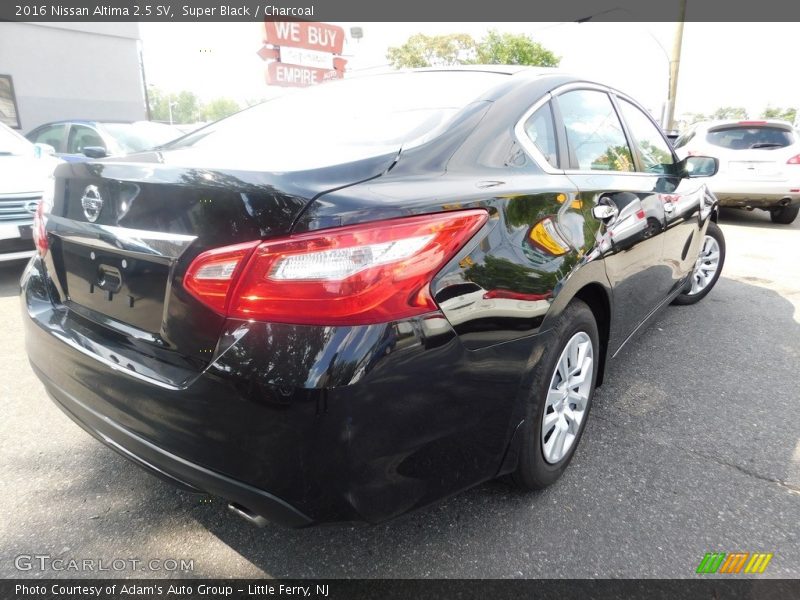 Super Black / Charcoal 2016 Nissan Altima 2.5 SV
